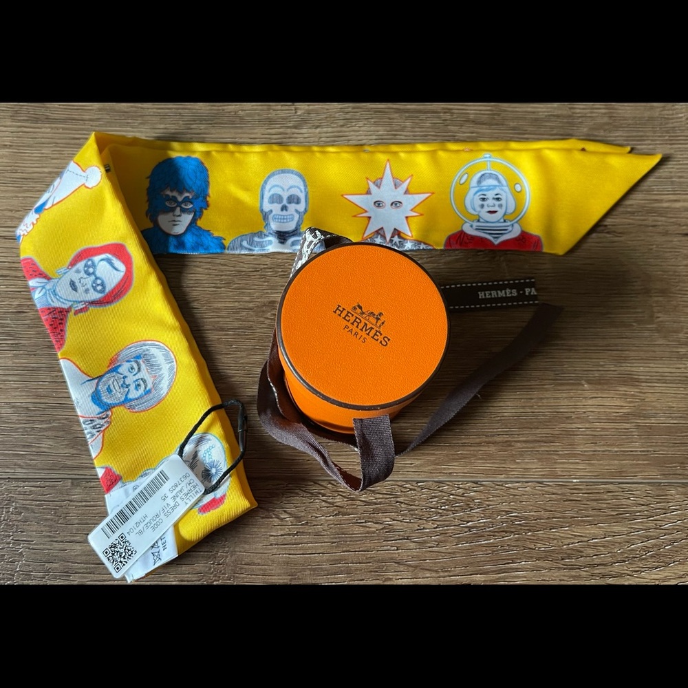 HERMES-AUTHENTIC (NWT) Twilly Scarf